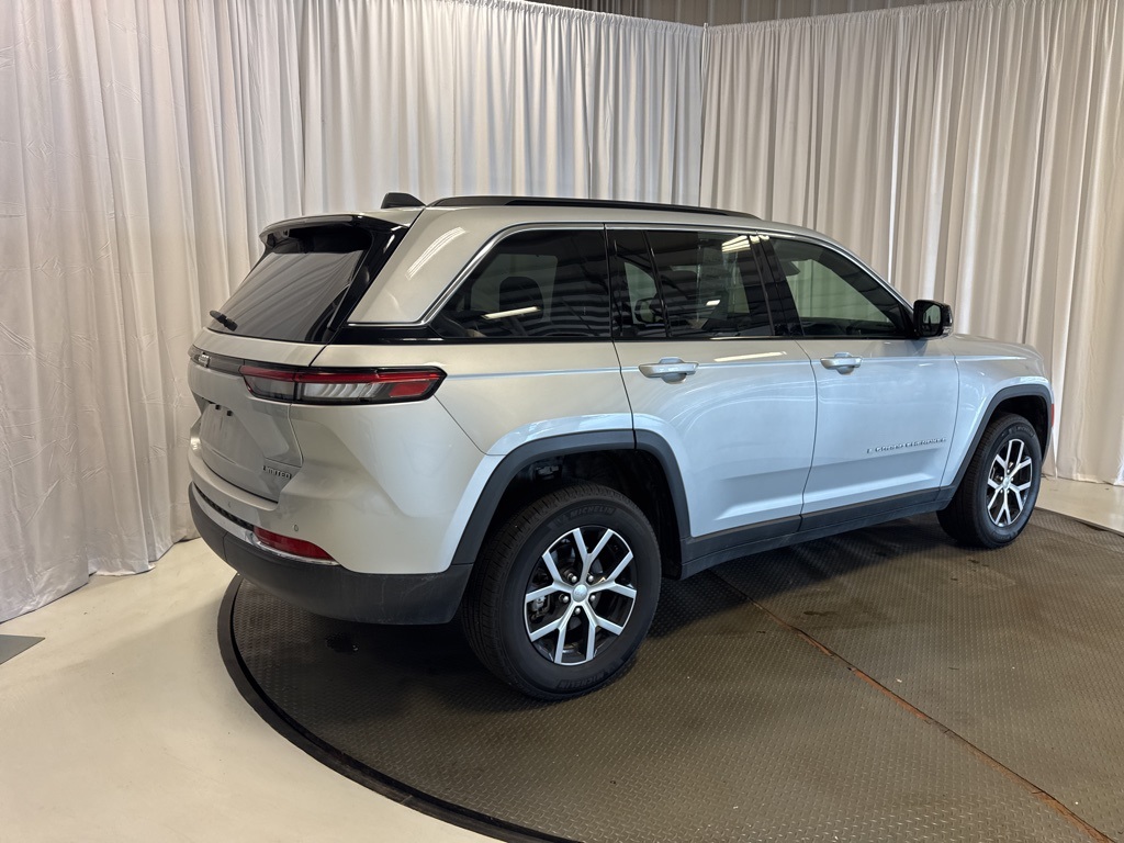 used 2025 Jeep Grand Cherokee car, priced at $42,000
