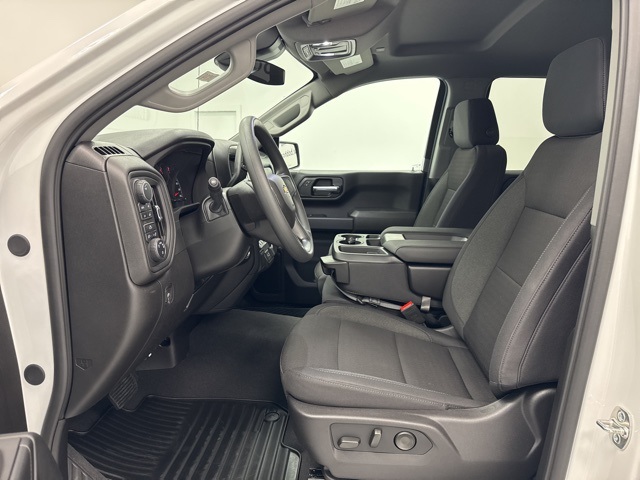 new 2026 Chevrolet Silverado 1500 car, priced at $46,620