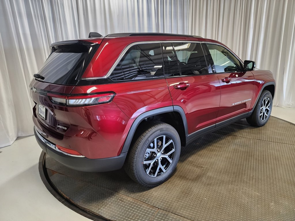 new 2025 Jeep Grand Cherokee car, priced at $43,631