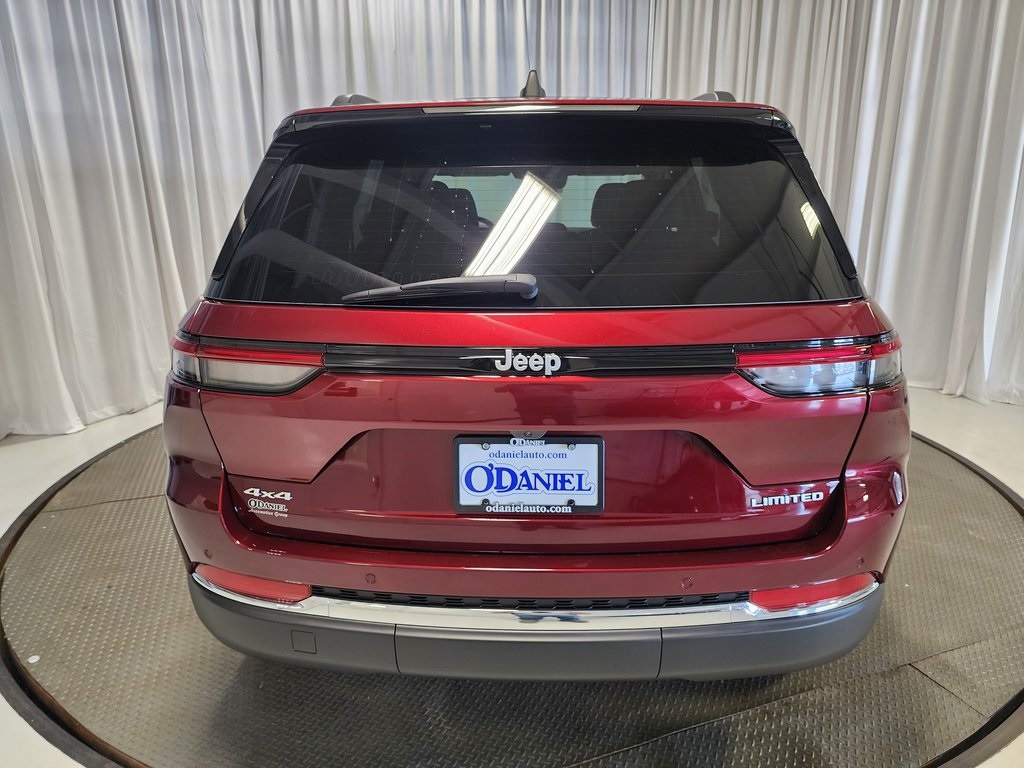 new 2025 Jeep Grand Cherokee car, priced at $43,631