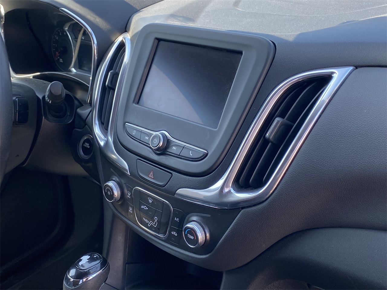 used 2021 Chevrolet Equinox car, priced at $15,983