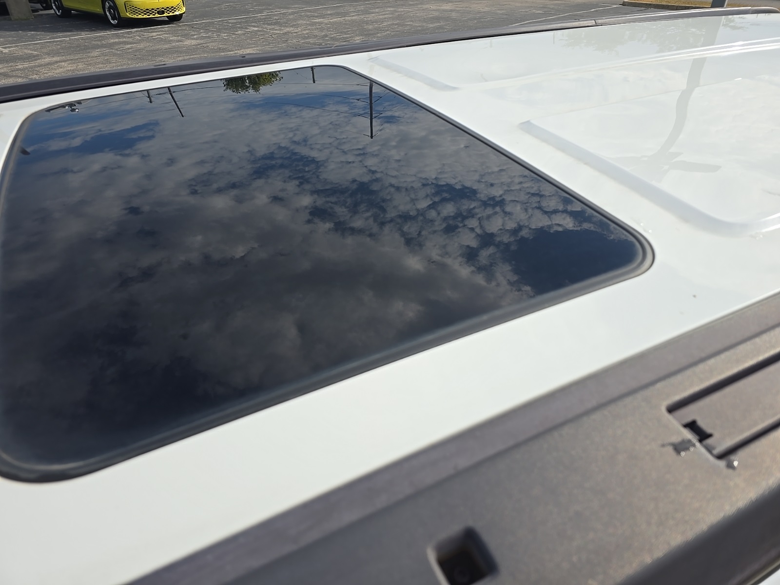 used 2007 Hummer H3 car, priced at $10,000