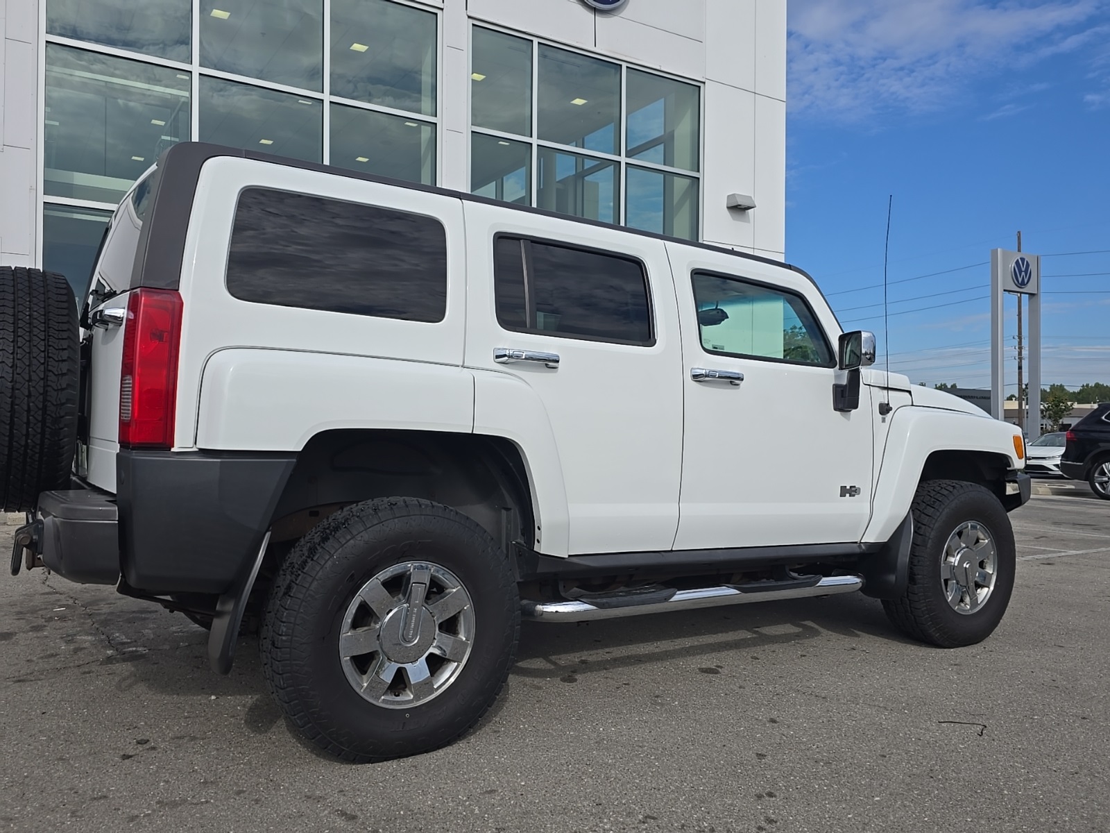 used 2007 Hummer H3 car, priced at $10,000