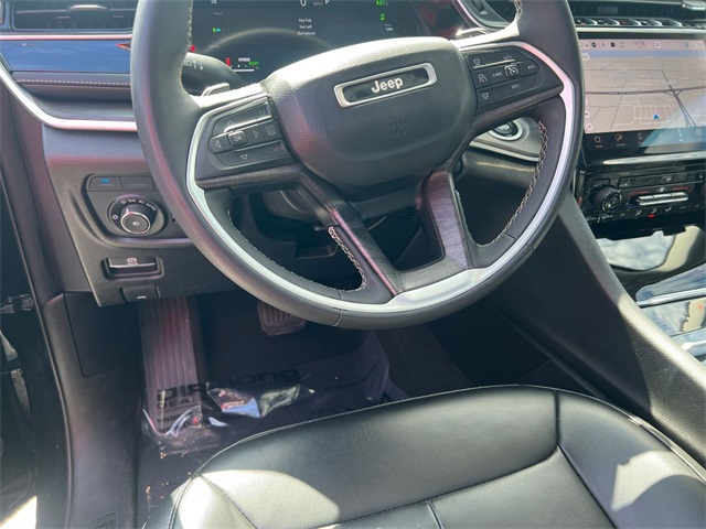 used 2024 Jeep Grand Cherokee car, priced at $31,911