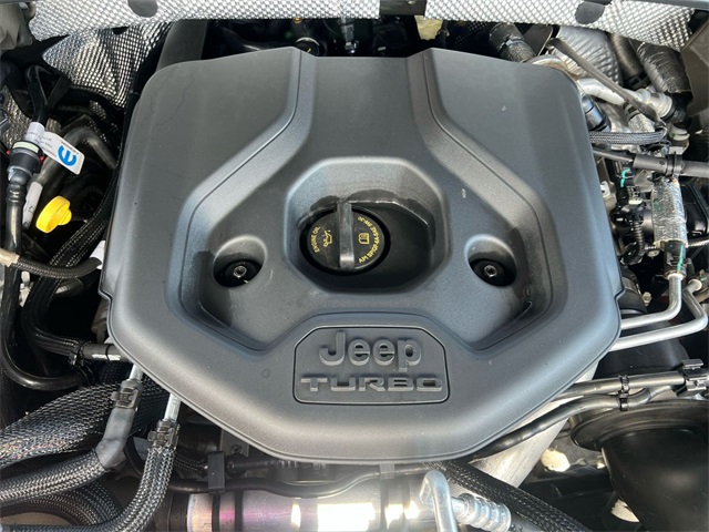 used 2024 Jeep Grand Cherokee car, priced at $31,911