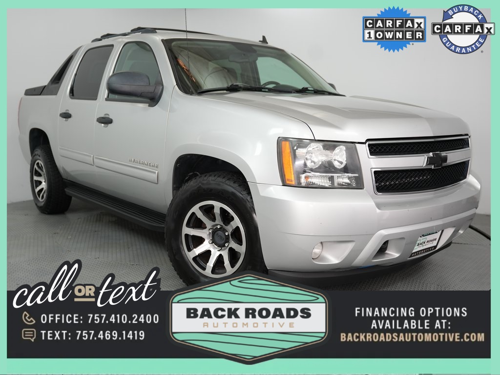 used 2010 Chevrolet Avalanche 1500 car, priced at $6,000