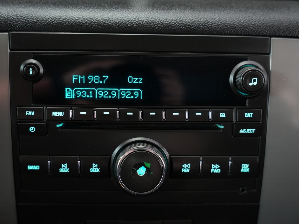 used 2010 Chevrolet Avalanche 1500 car, priced at $6,000