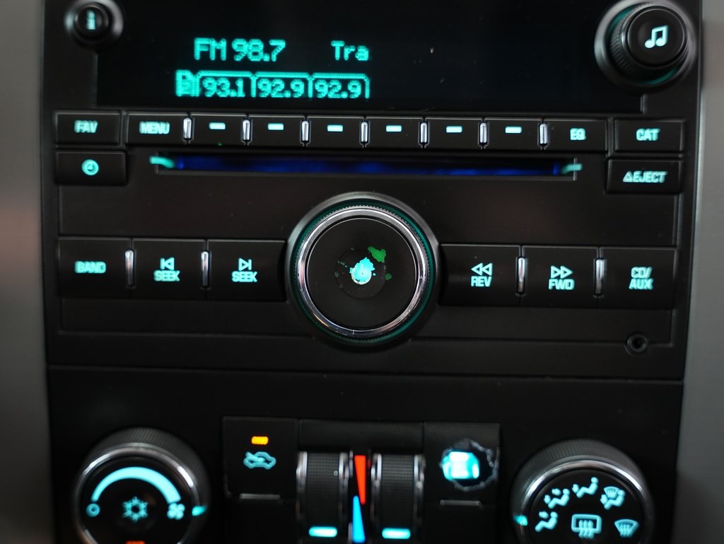 used 2010 Chevrolet Avalanche 1500 car, priced at $6,000