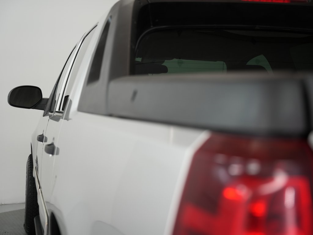 used 2010 Chevrolet Avalanche 1500 car, priced at $6,000