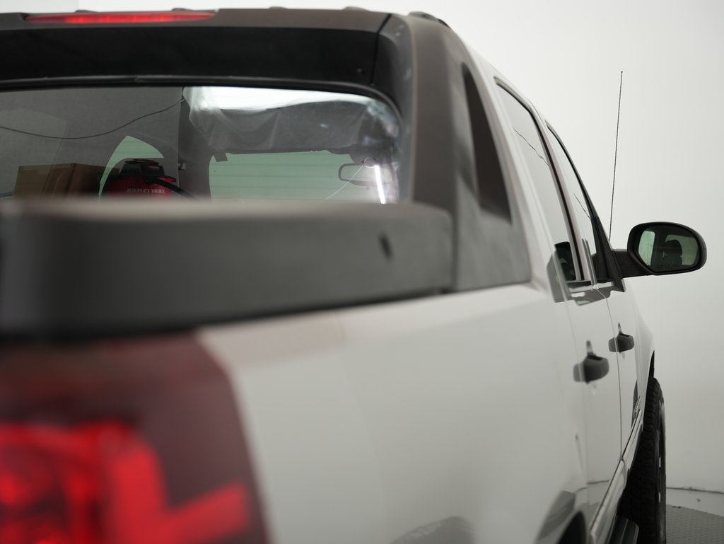 used 2010 Chevrolet Avalanche 1500 car, priced at $6,000