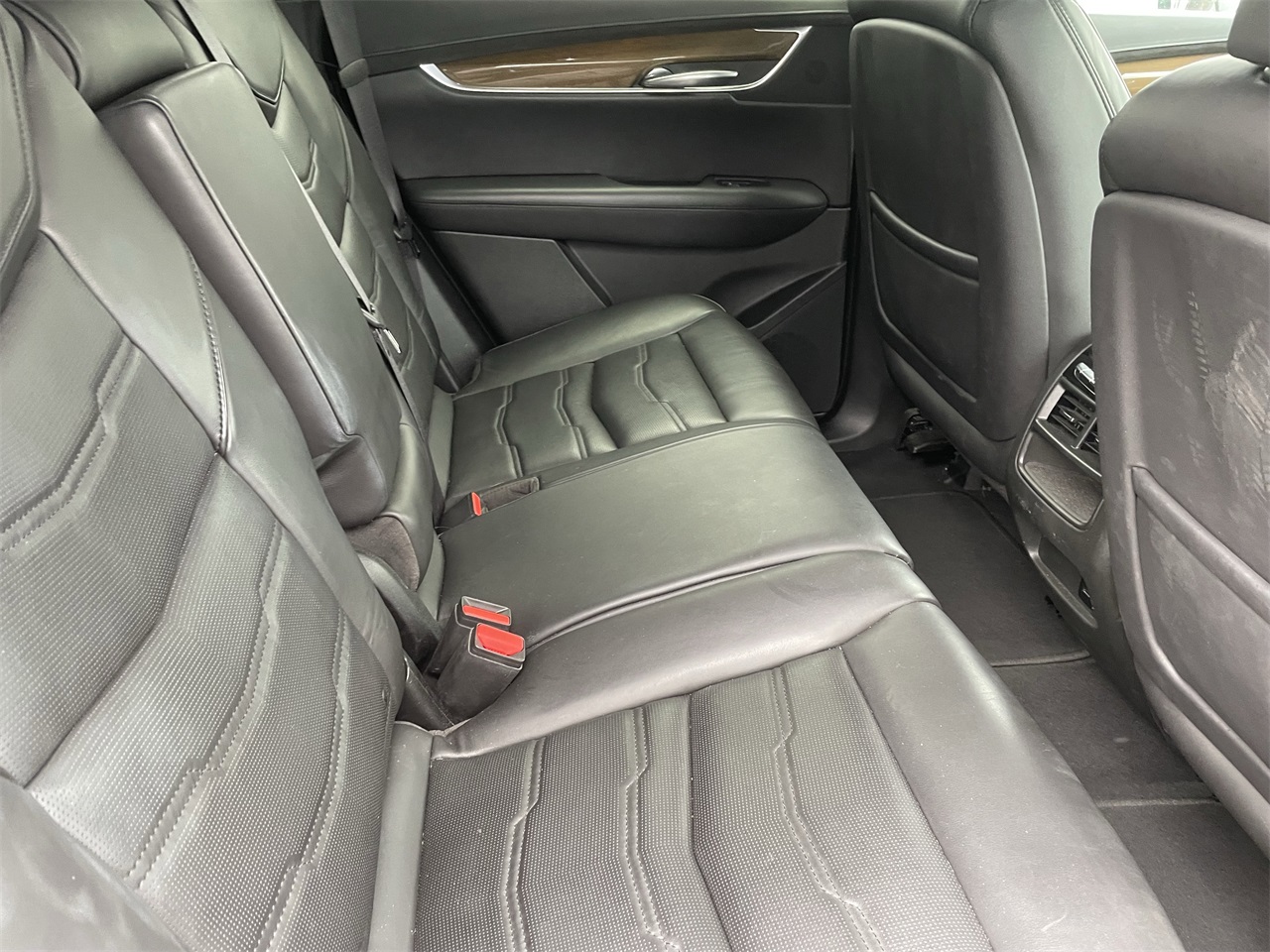 used 2017 Cadillac XT5 car, priced at $17,800