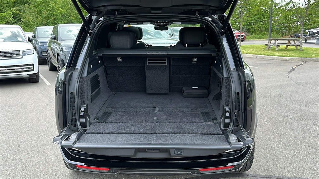 used 2023 Land Rover Range Rover car, priced at $129,981