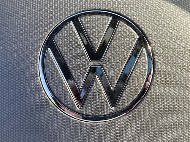 new 2025 Volkswagen Tiguan car, priced at $39,486