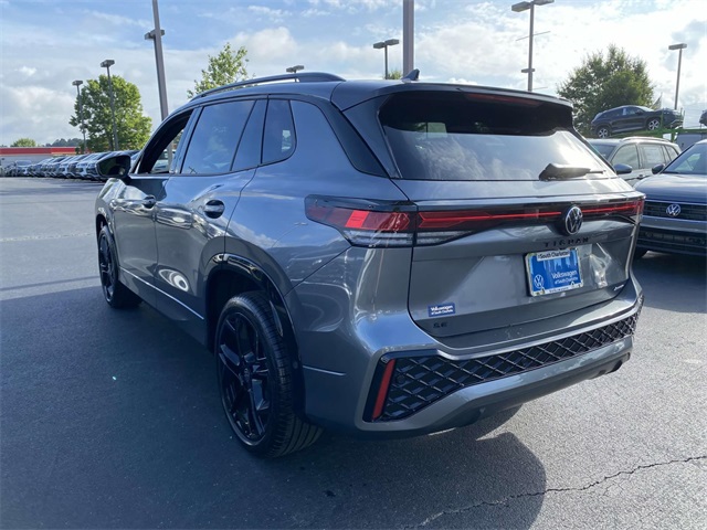 new 2025 Volkswagen Tiguan car, priced at $39,486