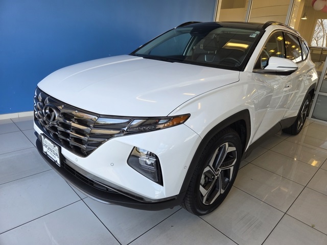 used 2022 Toyota Highlander car, priced at $35,577