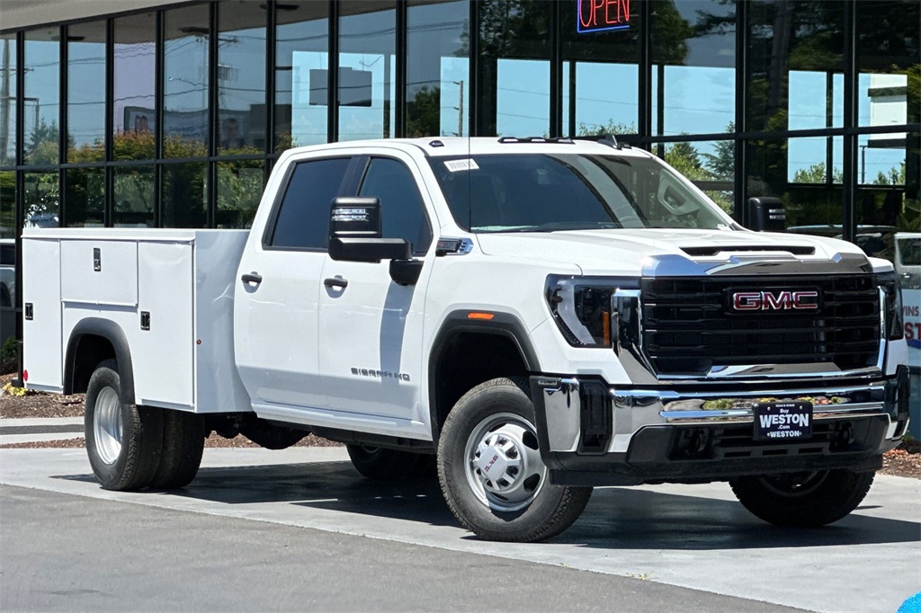 new 2025 GMC Sierra 3500HD car, priced at $53,918