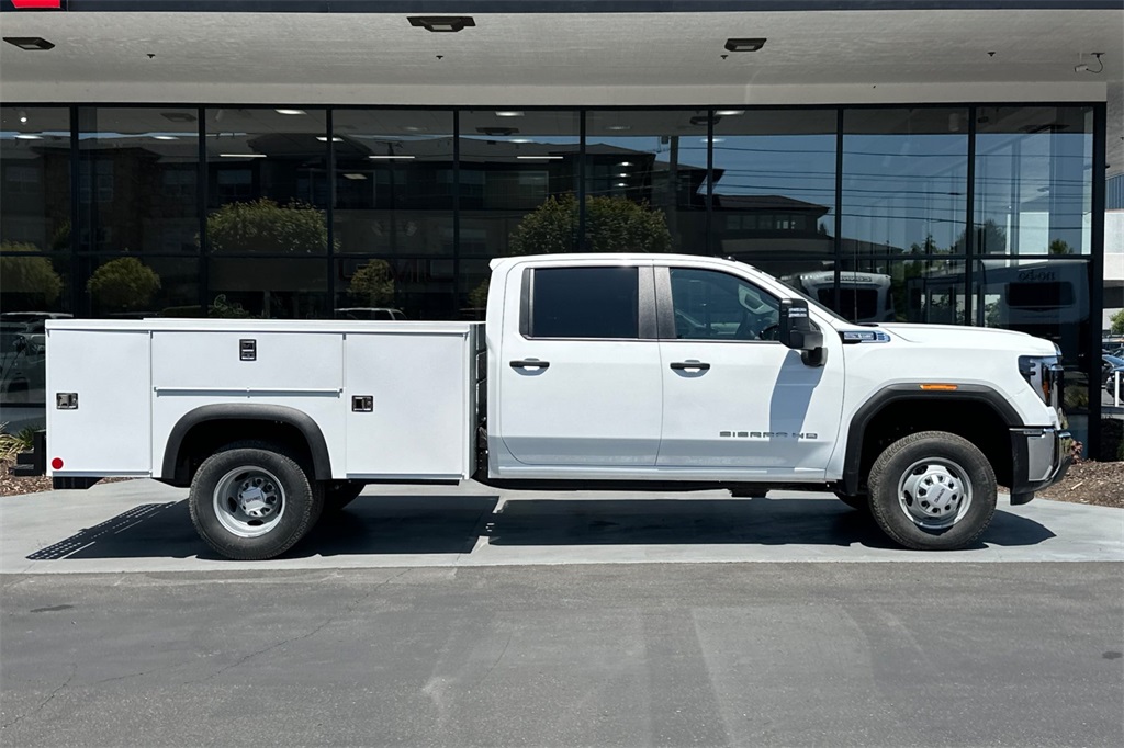 new 2025 GMC Sierra 3500HD car, priced at $53,918