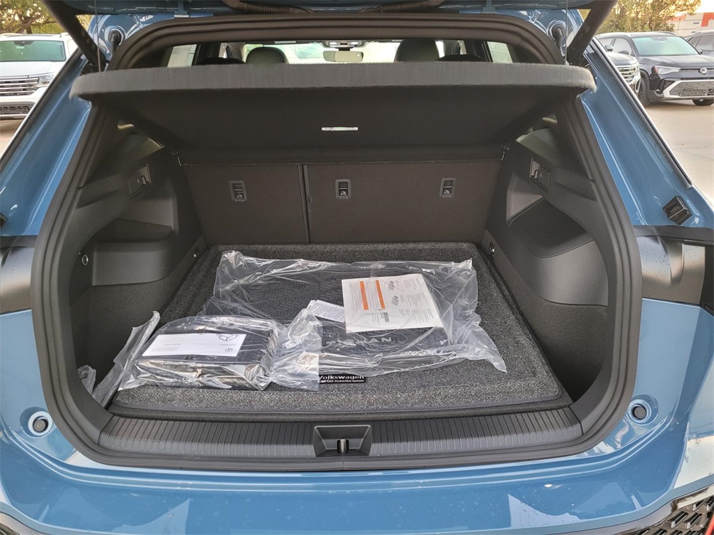 new 2026 Volkswagen Tiguan car, priced at $45,521