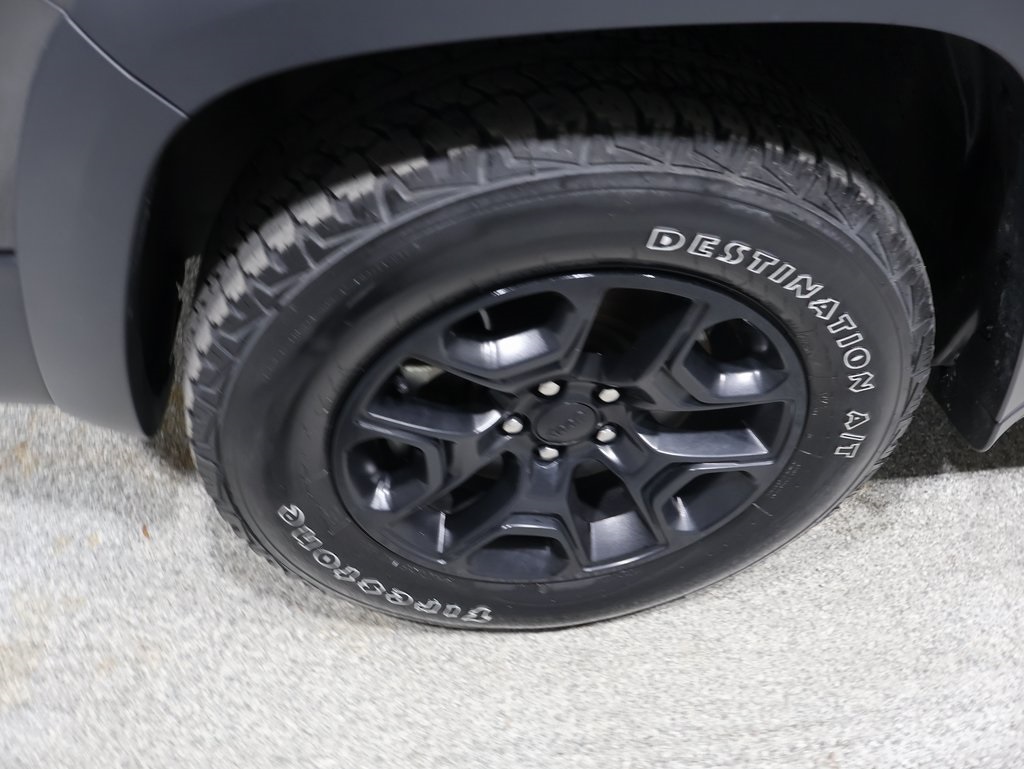 used 2021 Jeep Cherokee car, priced at $25,000