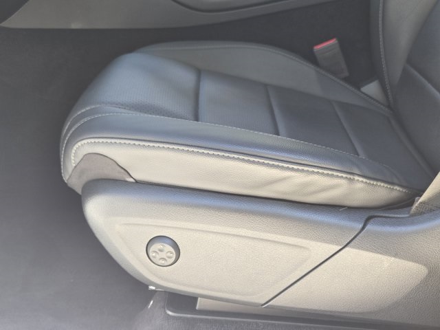 used 2024 Mercedes-Benz GLE car, priced at $47,900