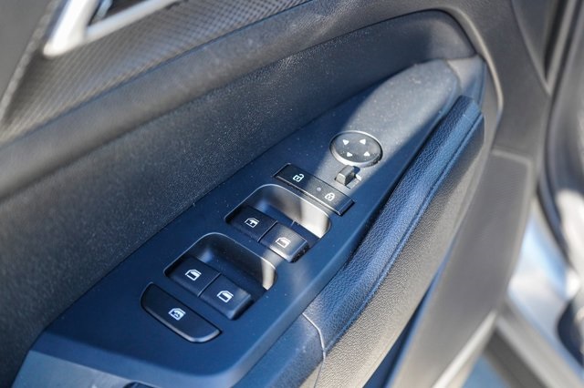 used 2023 Kia Sportage Hybrid car, priced at $23,597