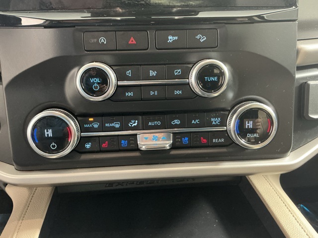 used 2022 Ford Expedition car, priced at $40,701