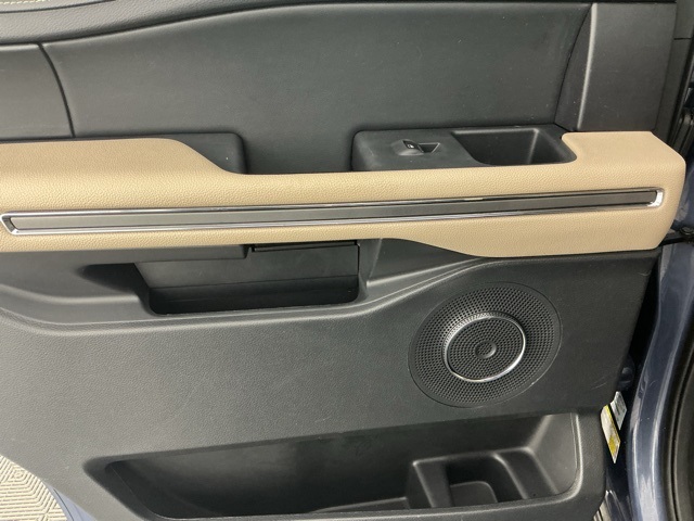 used 2022 Ford Expedition car, priced at $40,701