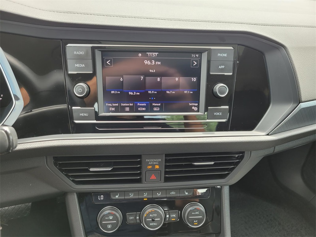 used 2024 Volkswagen Jetta car, priced at $23,624