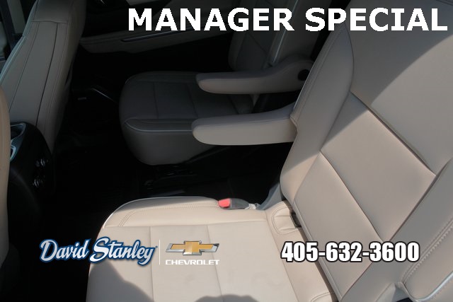 used 2025 Buick Enclave car, priced at $37,200