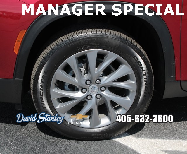 used 2025 Buick Enclave car, priced at $37,200