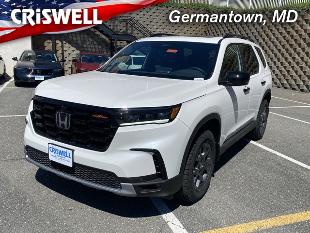 new 2025 Honda Pilot car, priced at $48,783