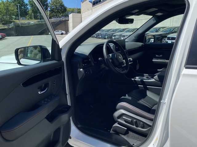 new 2025 Honda Pilot car, priced at $47,718