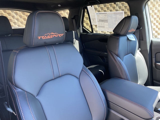 new 2025 Honda Pilot car, priced at $47,718