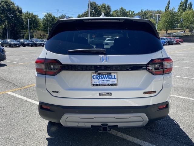 new 2025 Honda Pilot car, priced at $47,718