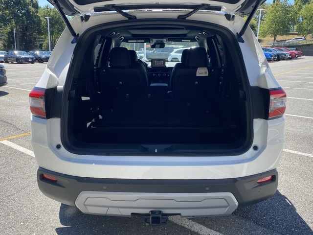 new 2025 Honda Pilot car, priced at $47,718