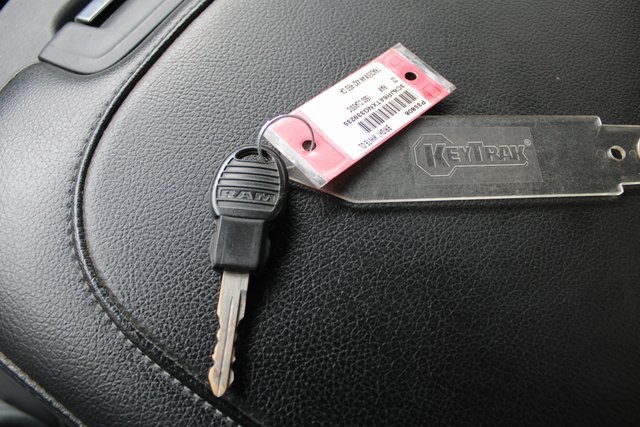 used 2022 Ram 1500 Classic car, priced at $27,477