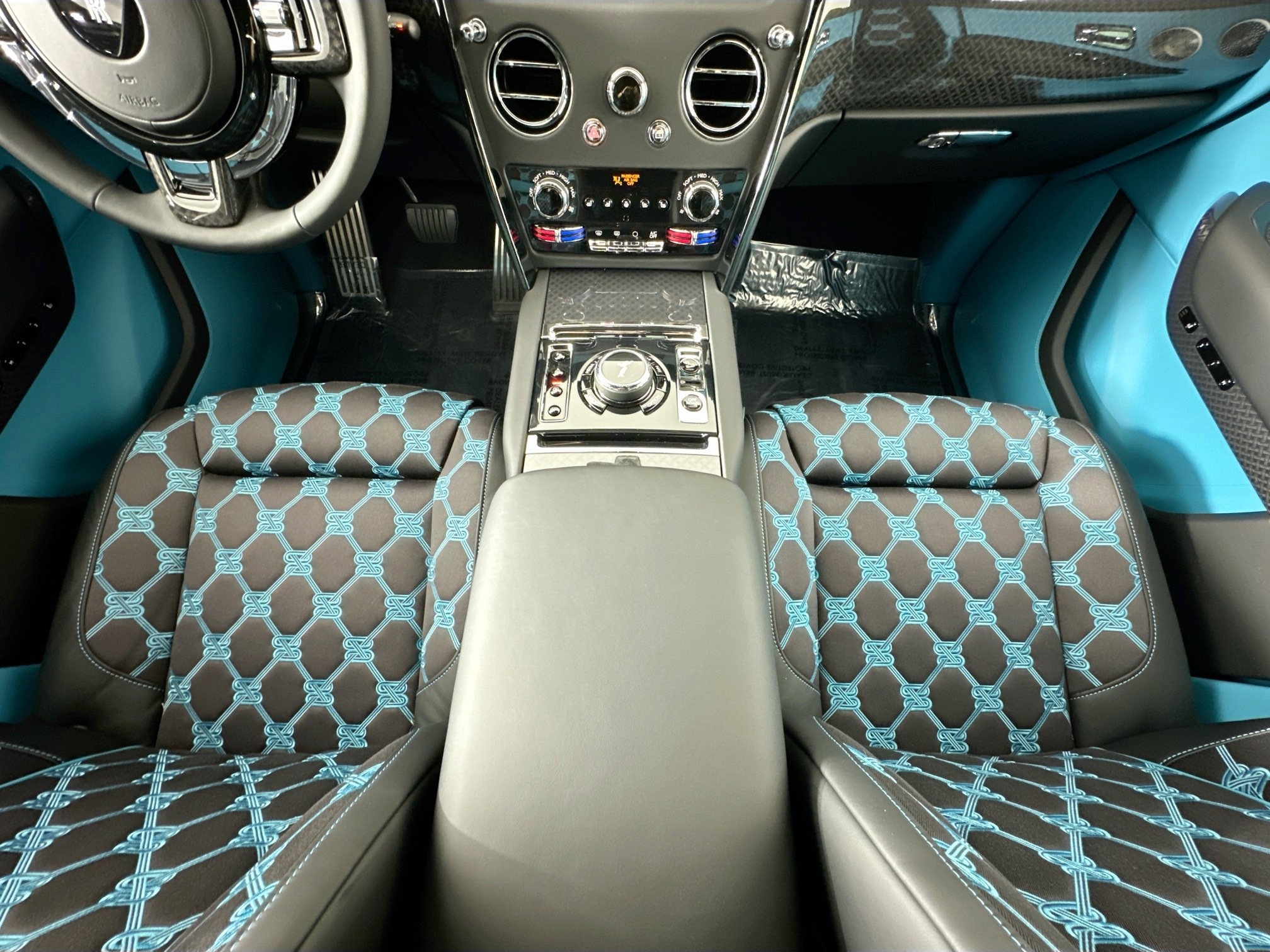 new 2026 Rolls-Royce Cullinan car, priced at $606,350