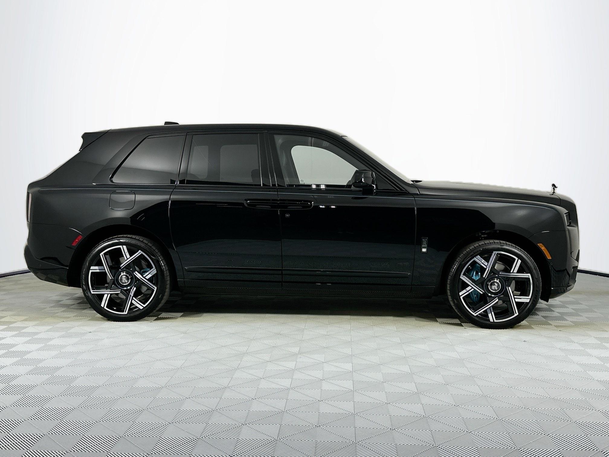 new 2026 Rolls-Royce Cullinan car, priced at $606,350