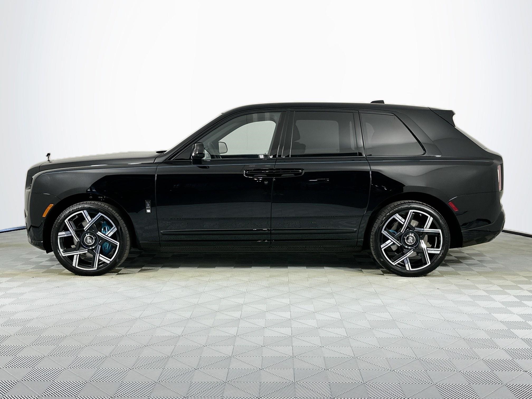 new 2026 Rolls-Royce Cullinan car, priced at $606,350
