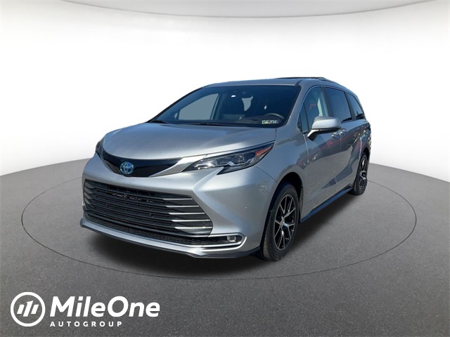used 2024 Toyota Sienna car, priced at $53,911
