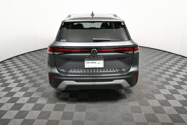 new 2025 Volkswagen Tiguan car, priced at $37,545