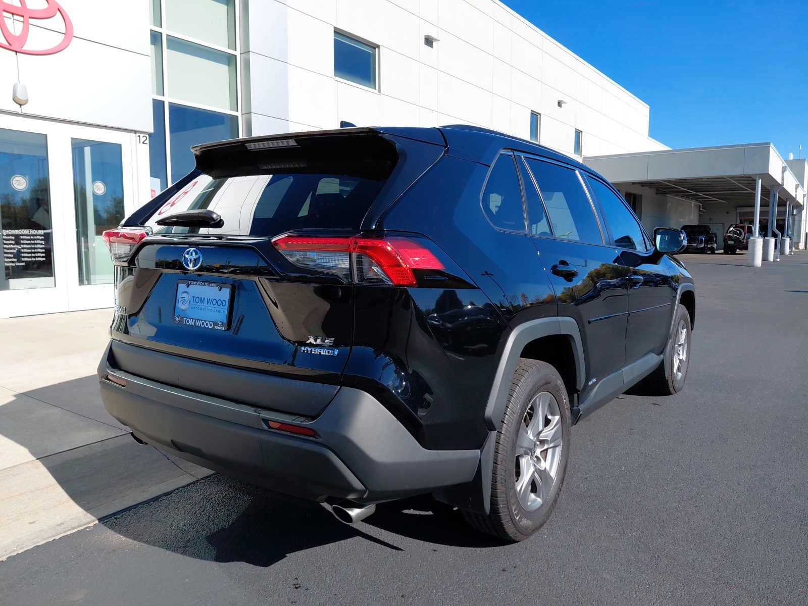 used 2022 Toyota RAV4 Hybrid car, priced at $26,186