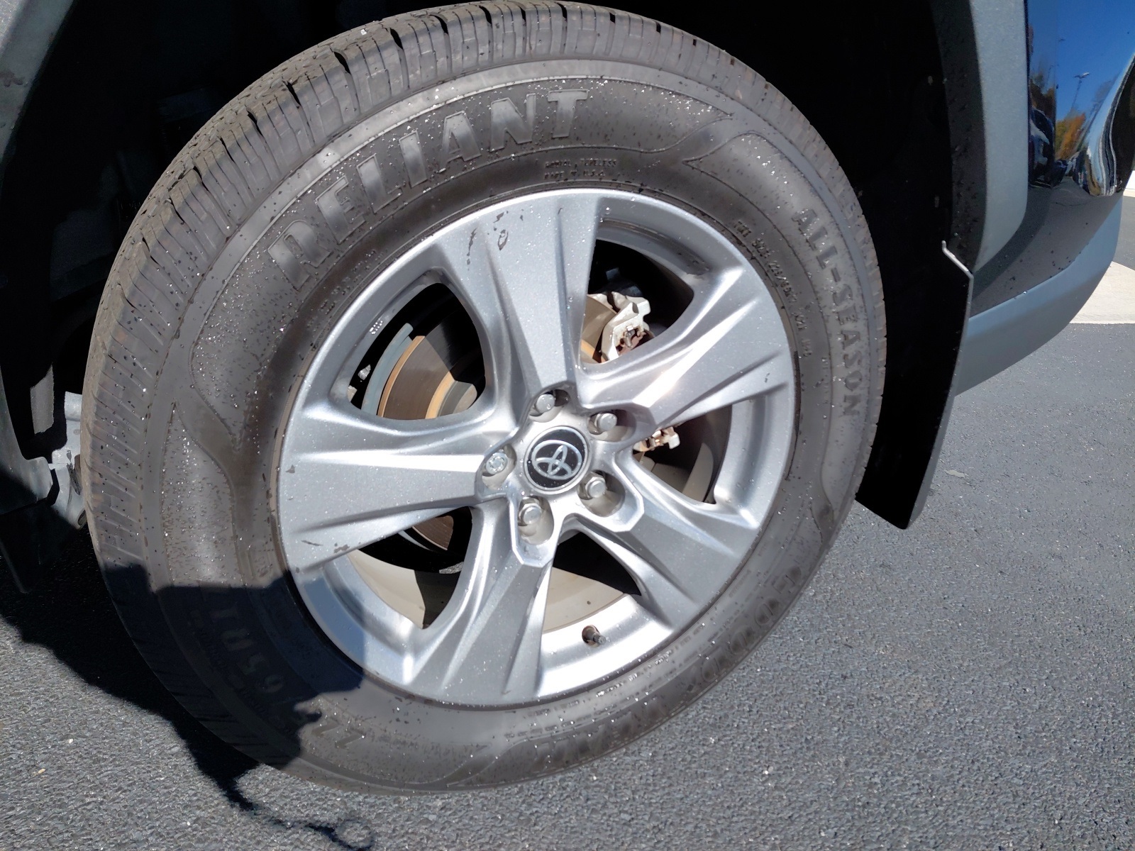 used 2022 Toyota RAV4 Hybrid car, priced at $26,186