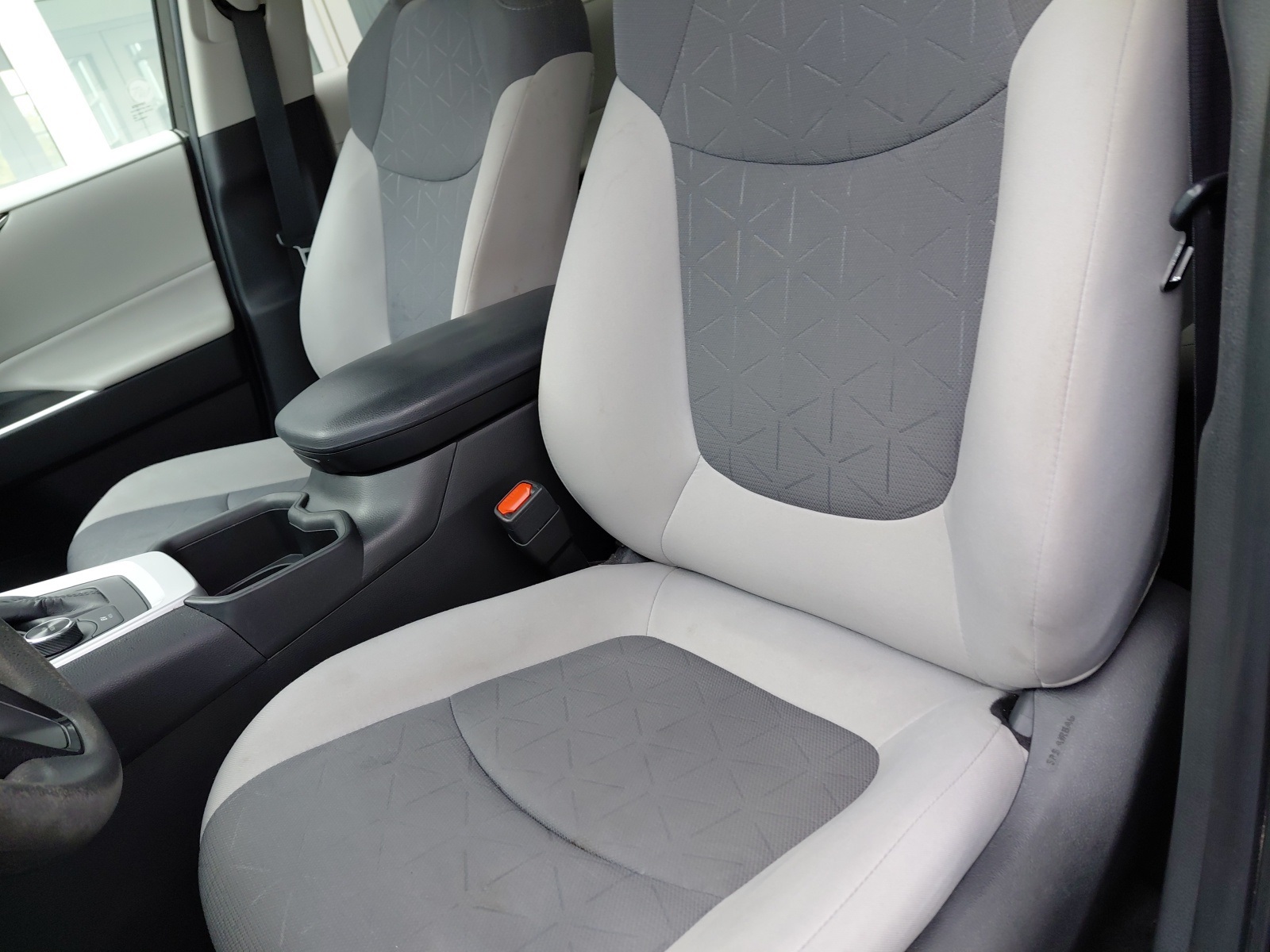 used 2022 Toyota RAV4 Hybrid car, priced at $26,186