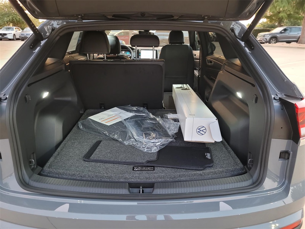 new 2026 Volkswagen Atlas Cross Sport car, priced at $46,449