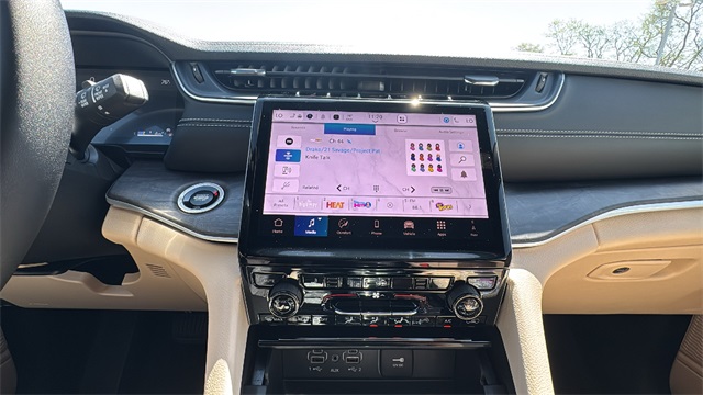 new 2025 Jeep Grand Cherokee L car, priced at $48,215