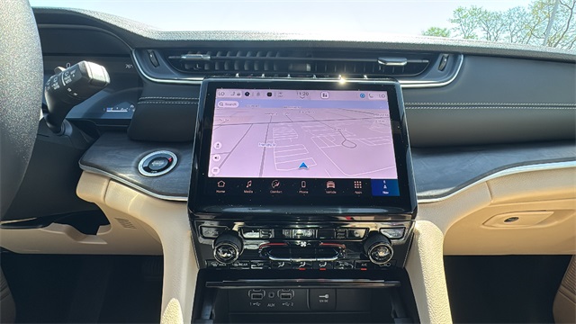 new 2025 Jeep Grand Cherokee L car, priced at $48,215