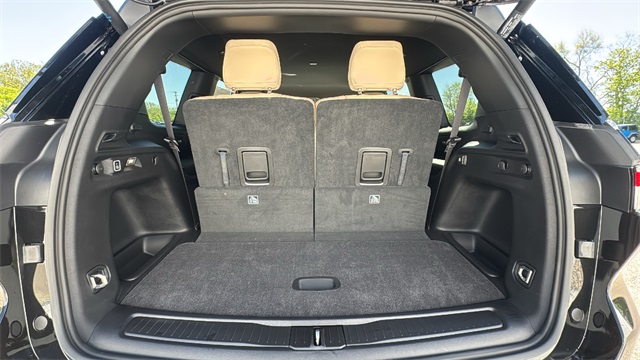 new 2025 Jeep Grand Cherokee L car, priced at $48,215