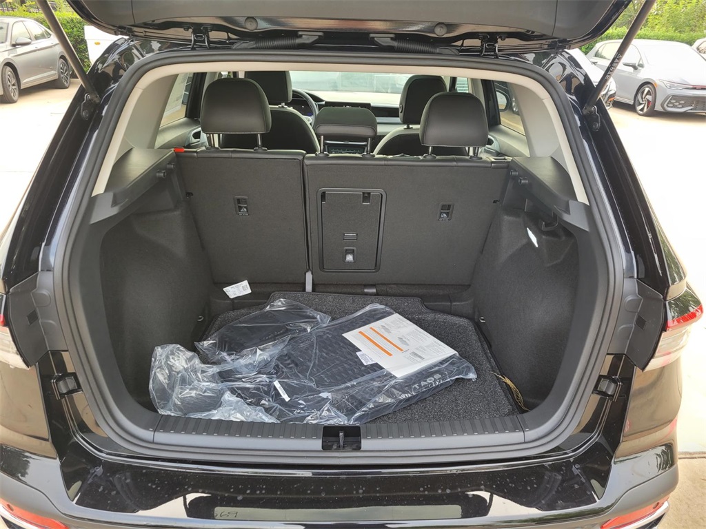 new 2025 Volkswagen Taos car, priced at $29,323