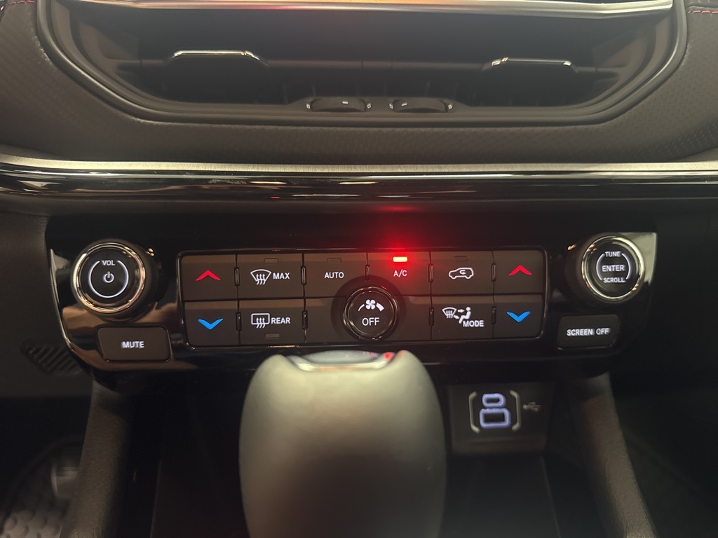 new 2025 Jeep Compass car, priced at $38,694